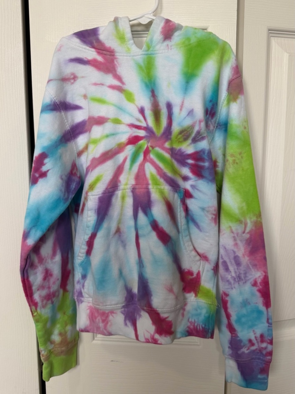 Tie-Dye Pullover Hoodie in Bright Multicolor Size YS